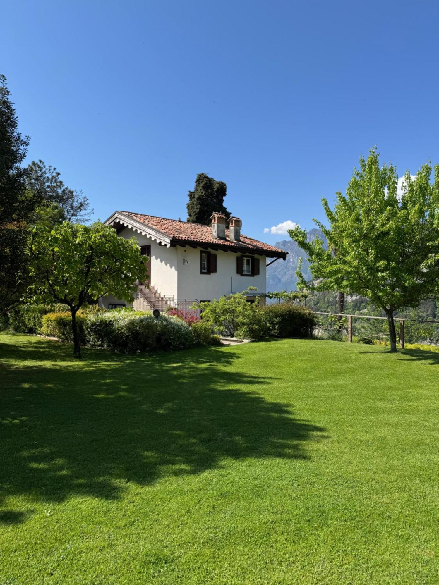 Sweet Laghel Apartments Arco Buitenkant foto